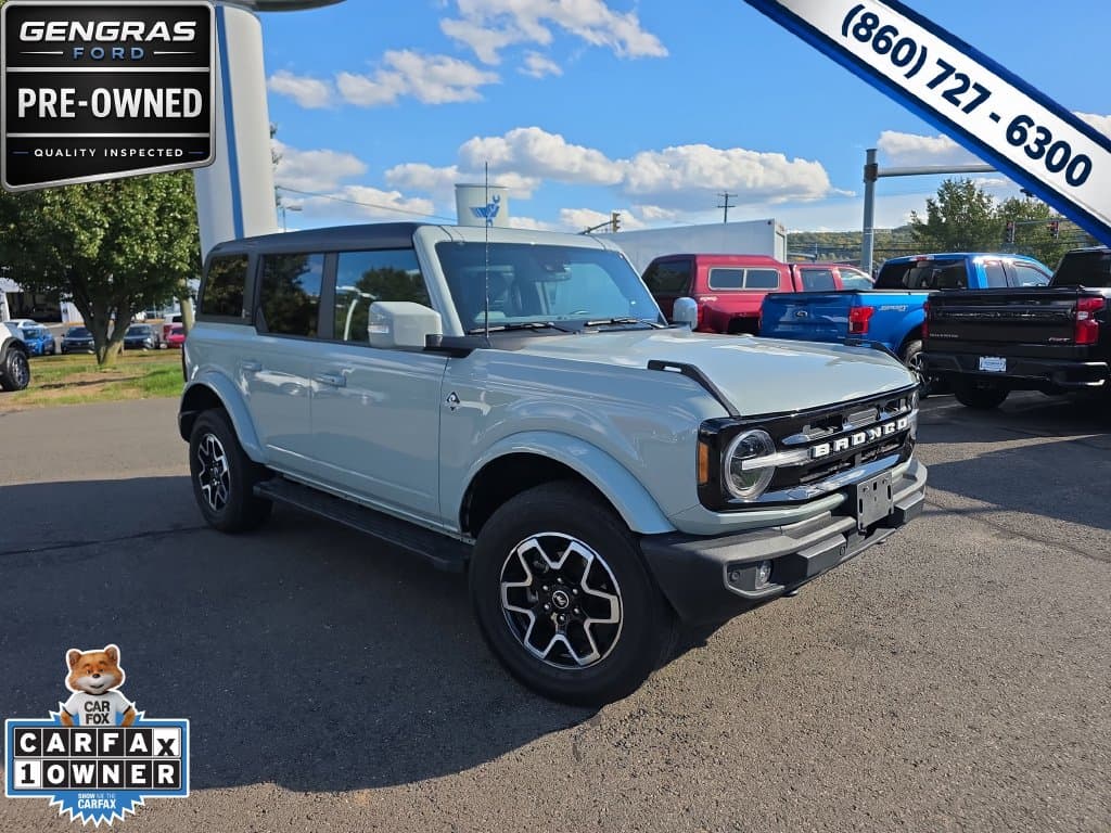 2022 Ford Bronco Outer Banks — photo 1 of 42