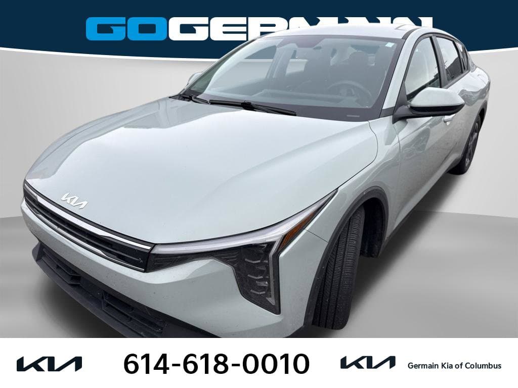 2025 Kia K4 Base — photo 1 of 9
