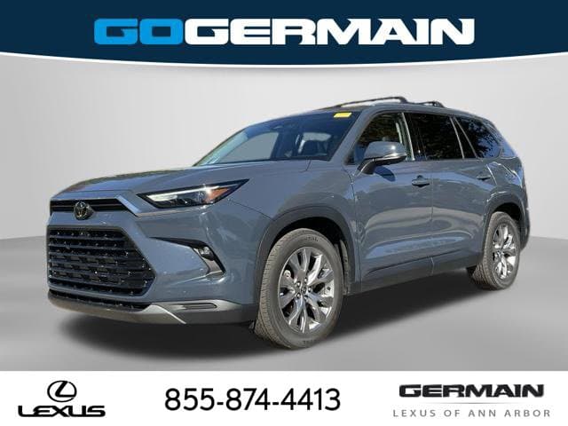 2024 Toyota Grand Highlander Base — photo 1 of 24