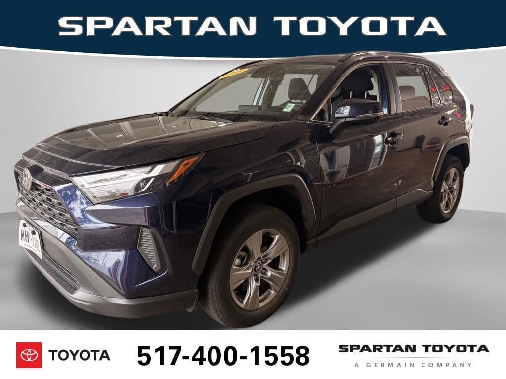 2025 Toyota RAV4 XLE — photo 1 of 11