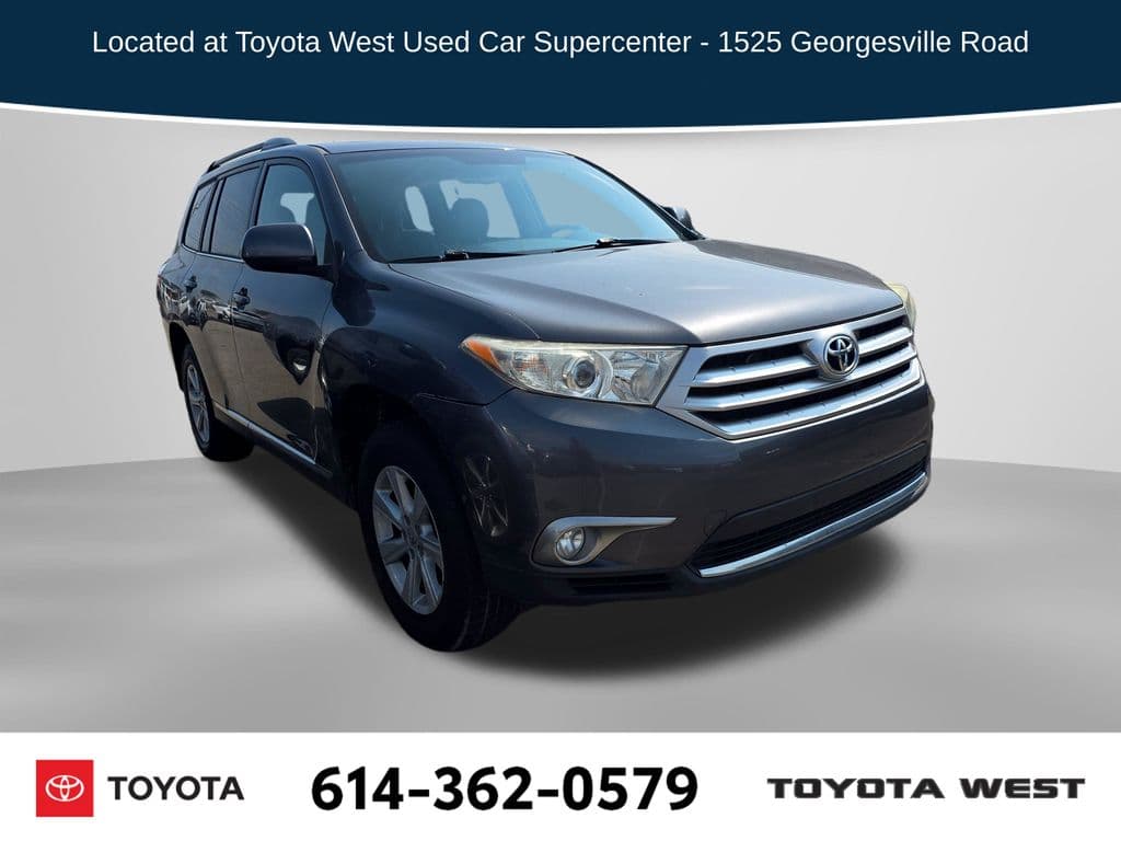 2013 Toyota Highlander Base — photo 1 of 18