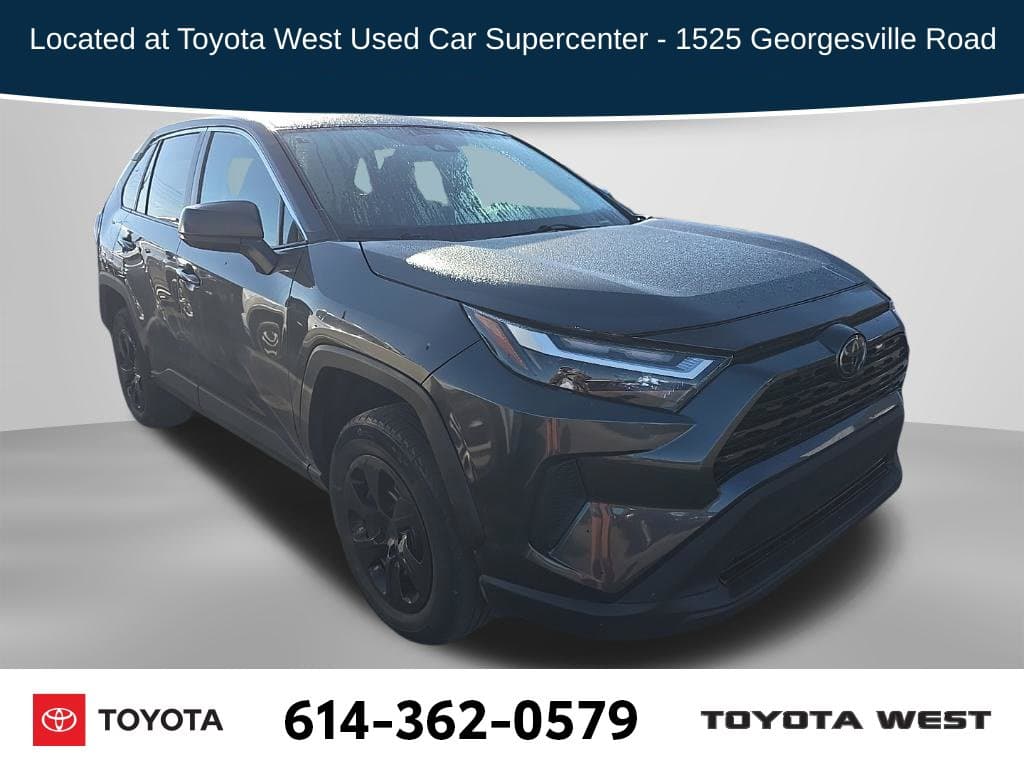 2024 Toyota RAV4 LE — photo 1 of 17