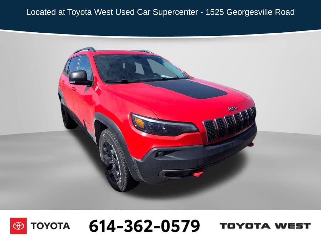 2019 Jeep Cherokee Trailhawk — photo 1 of 19