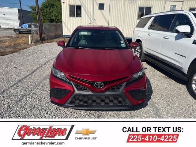 2021 Toyota Camry SE Nightshade — photo 1 of 8