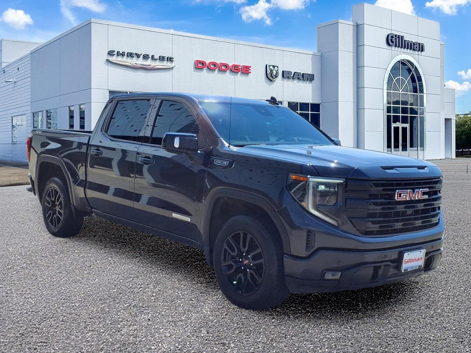 2025 GMC Sierra 1500 Elevation — photo 1 of 31