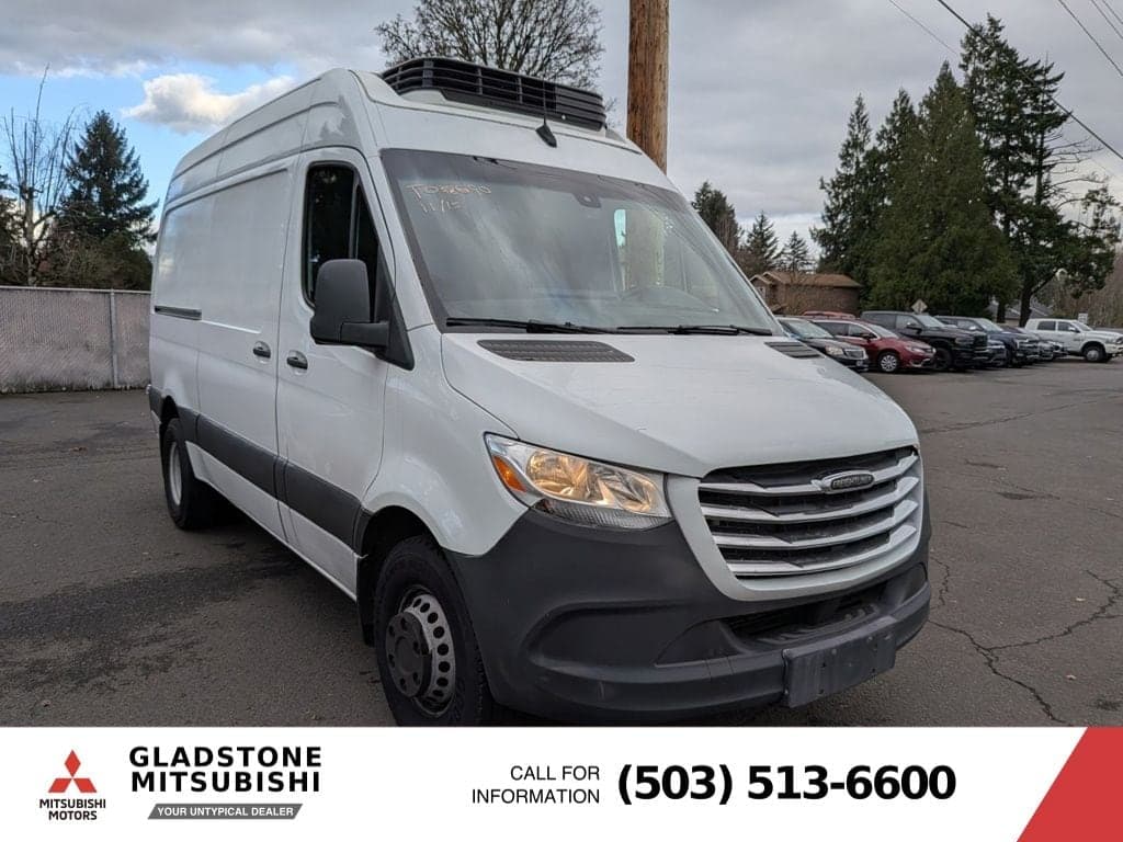 2019 Freightliner Sprinter Cargo Van Base — photo 1 of 10