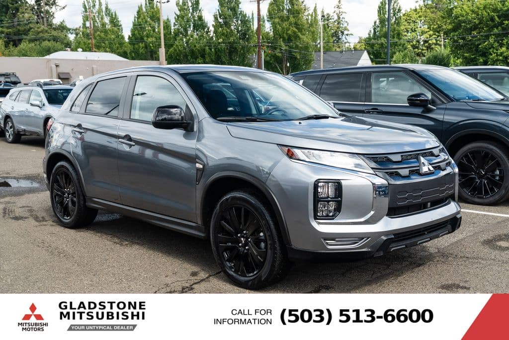 2025 Mitsubishi Outlander Sport Base — photo 1 of 28