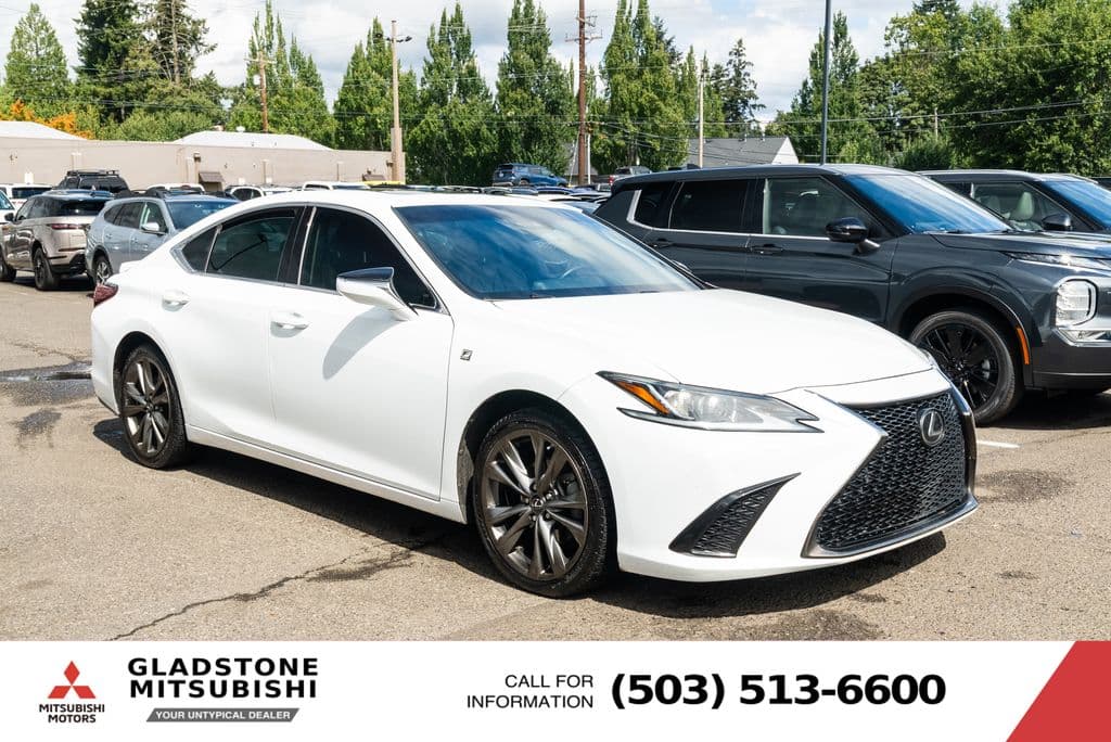 2019 Lexus ES Base — photo 1 of 26