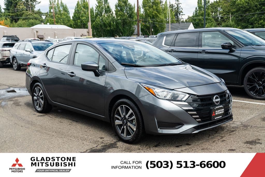 2024 Nissan Versa Base — photo 1 of 25