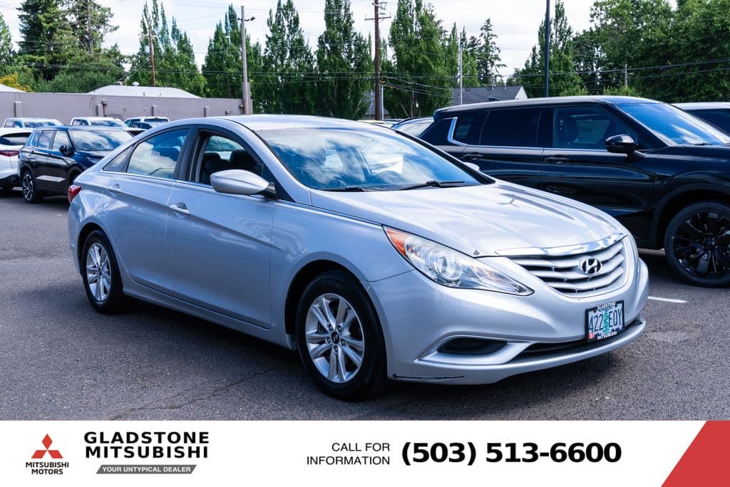 2011 Hyundai Sonata GLS — photo 1 of 24