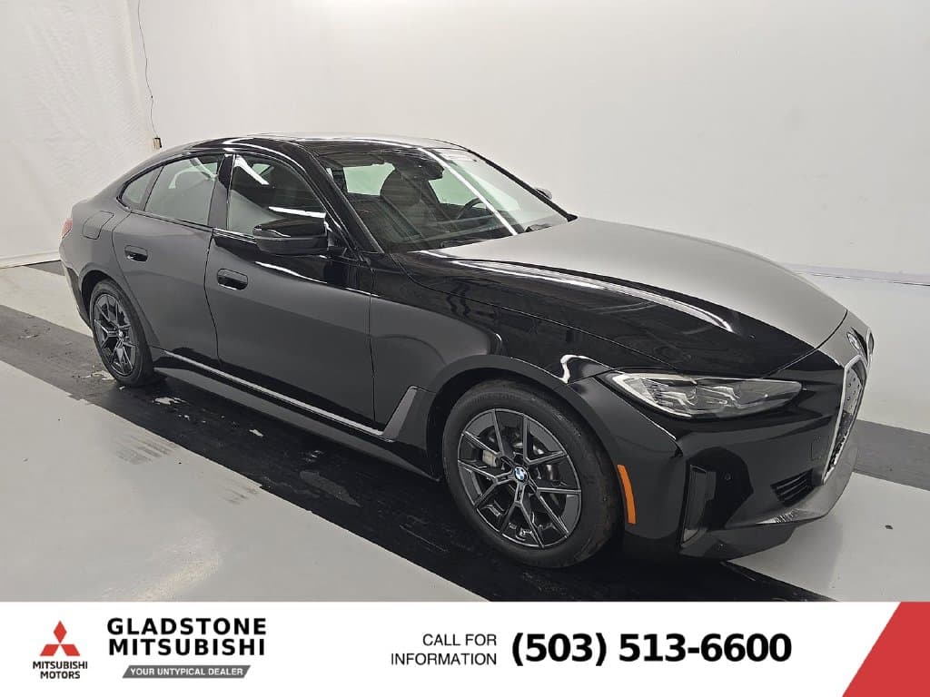 2023 BMW i4 eDrive35 — photo 1 of 12