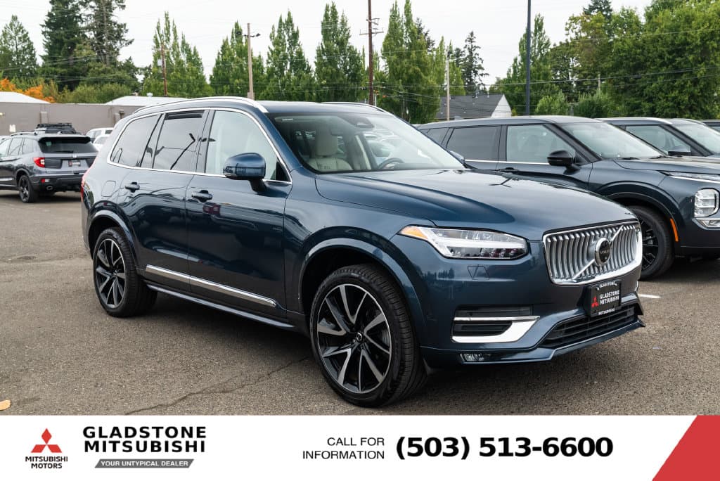 2023 Volvo XC90 Base — photo 1 of 10