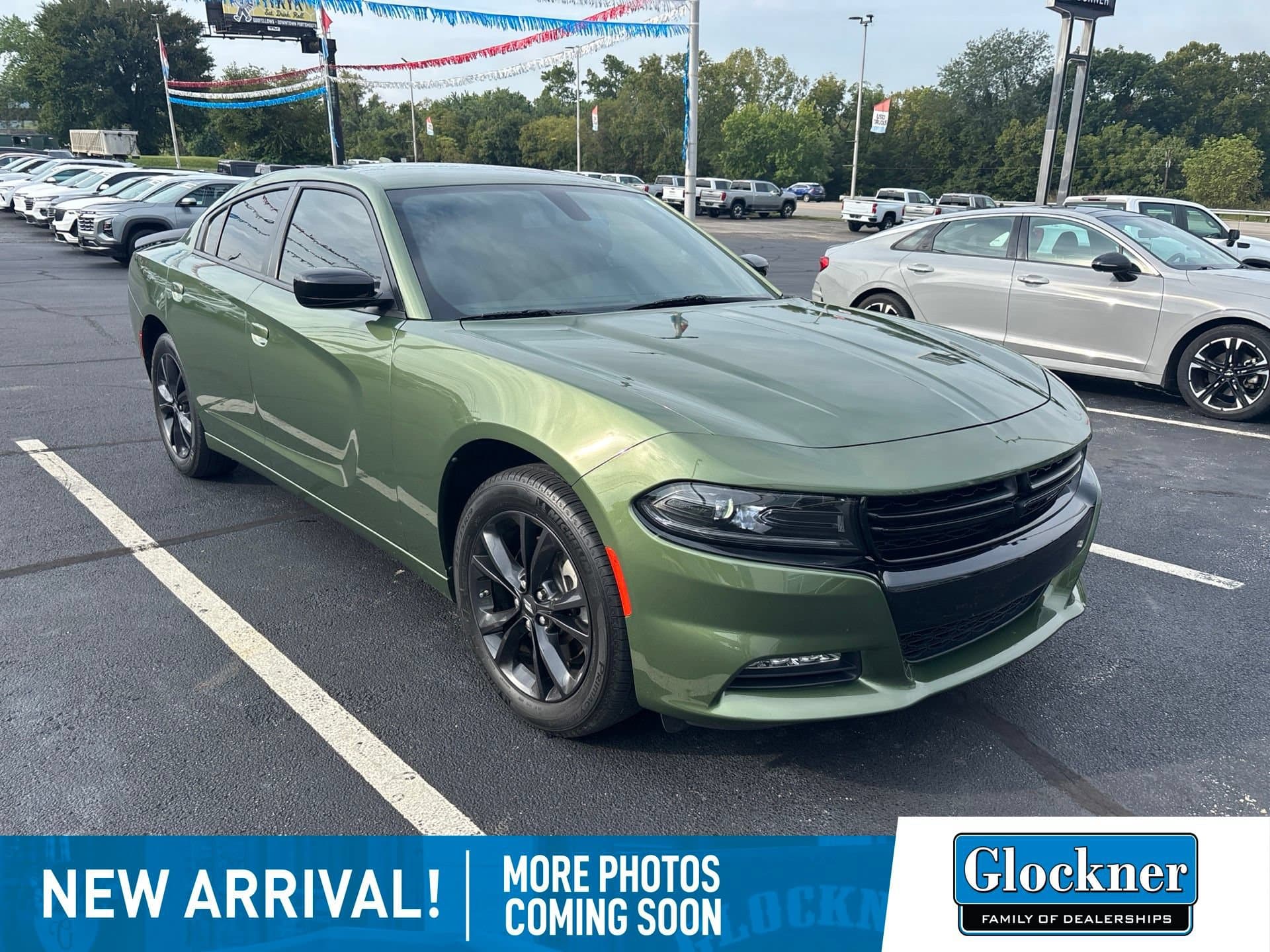 2023 Dodge Charger SXT — photo 1 of 5