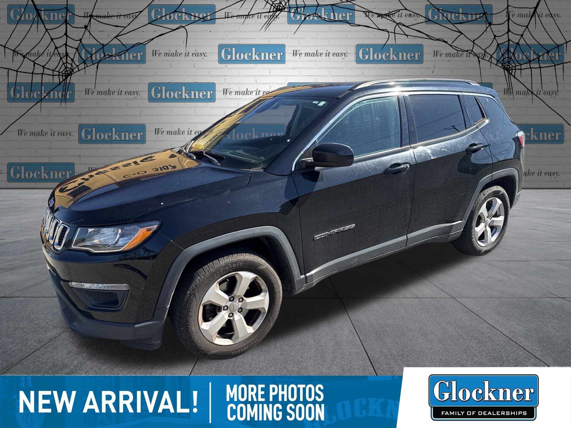 2018 Jeep Compass Latitude — photo 1 of 11