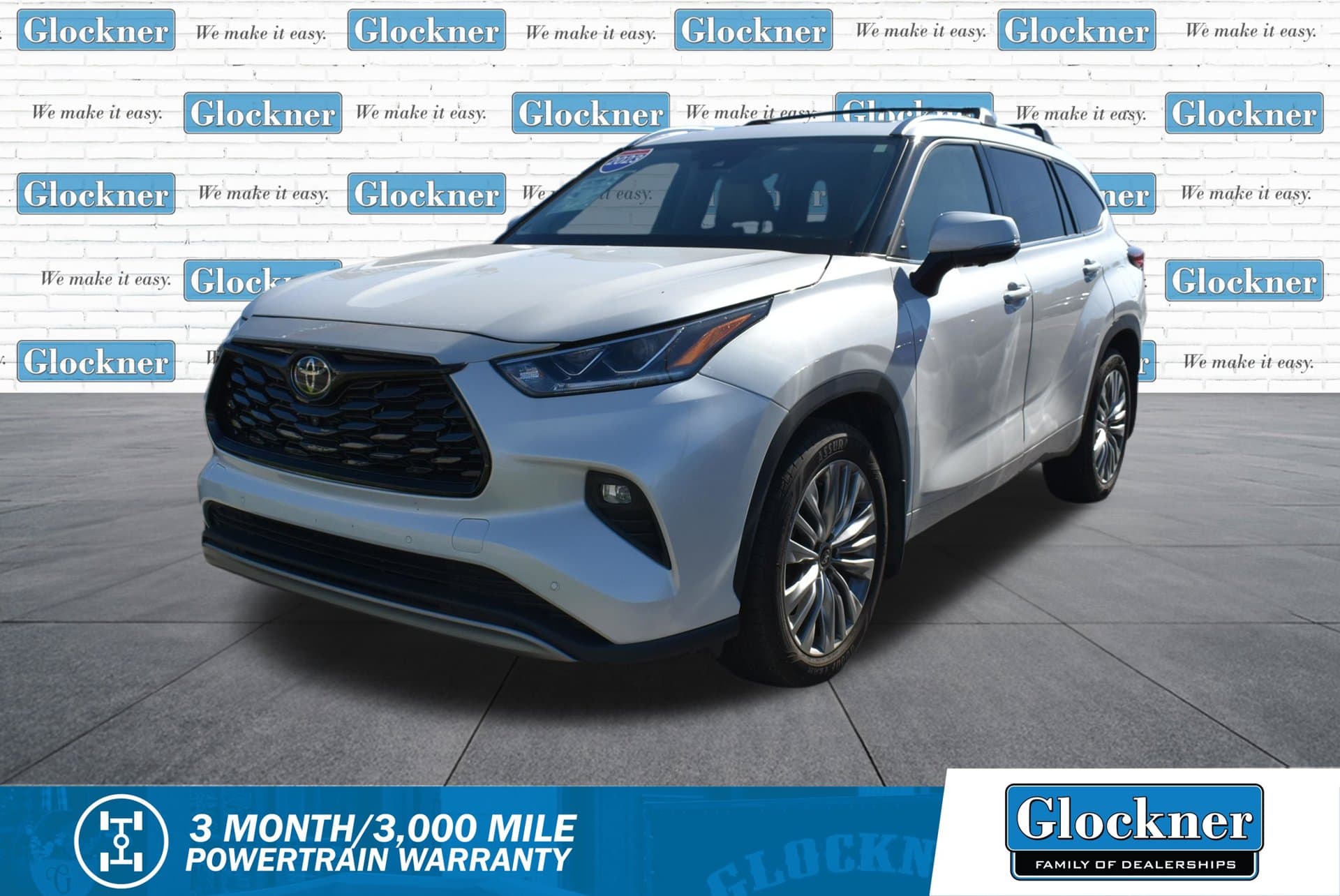 2023 Toyota Highlander Platinum — photo 1 of 36