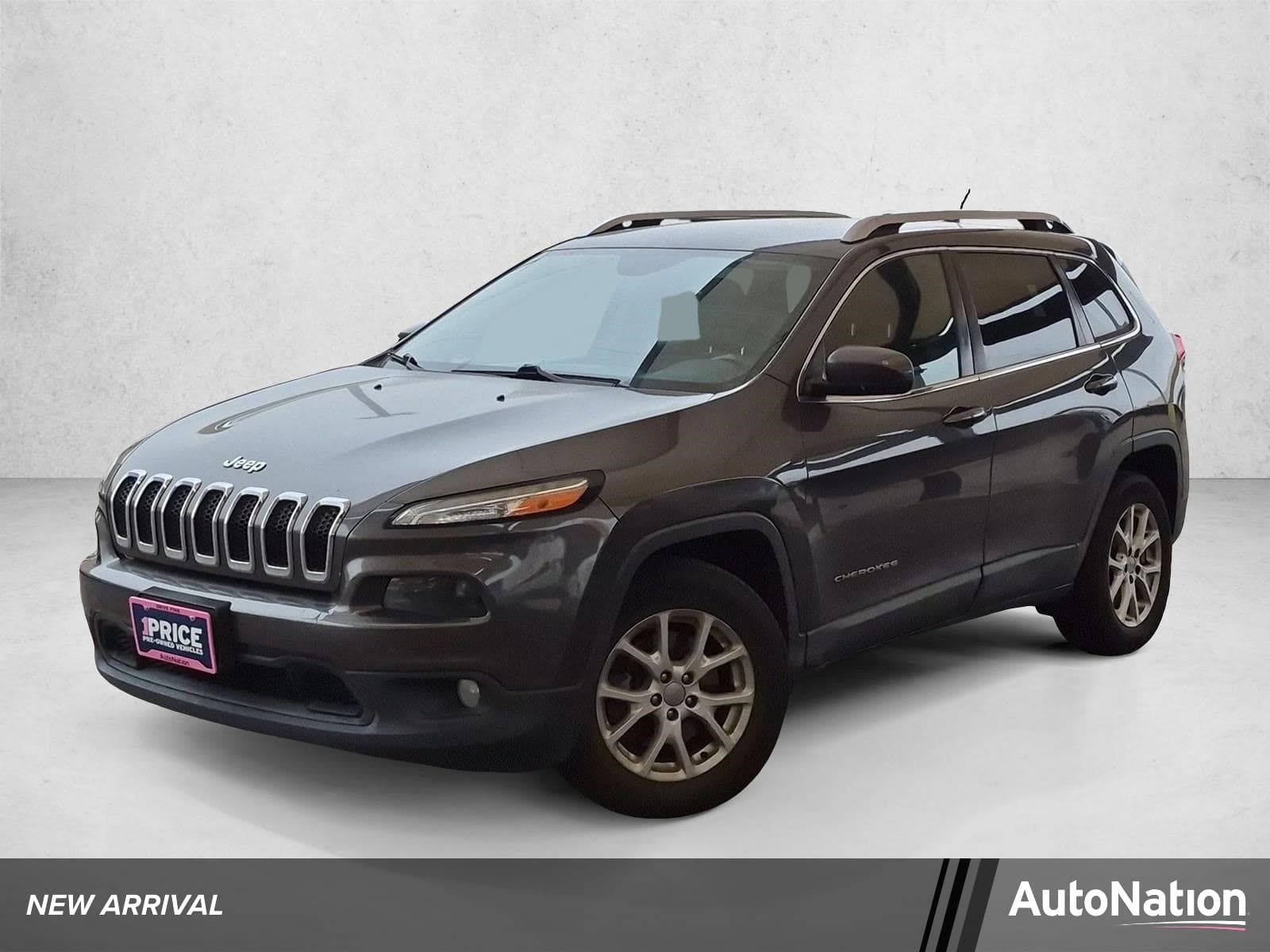 2015 Jeep Cherokee Latitude — photo 1 of 17
