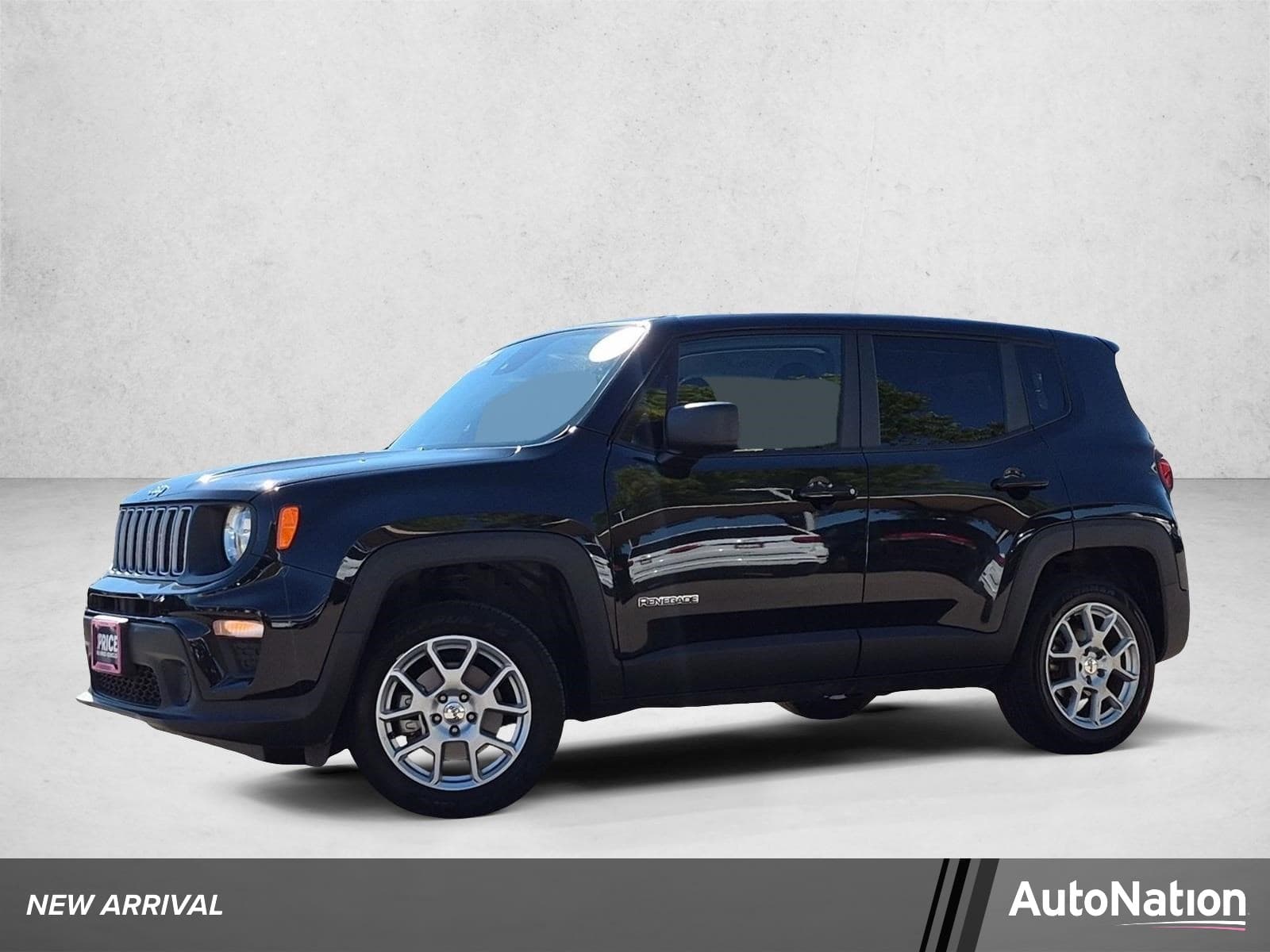 2023 Jeep Renegade Latitude — photo 1 of 24