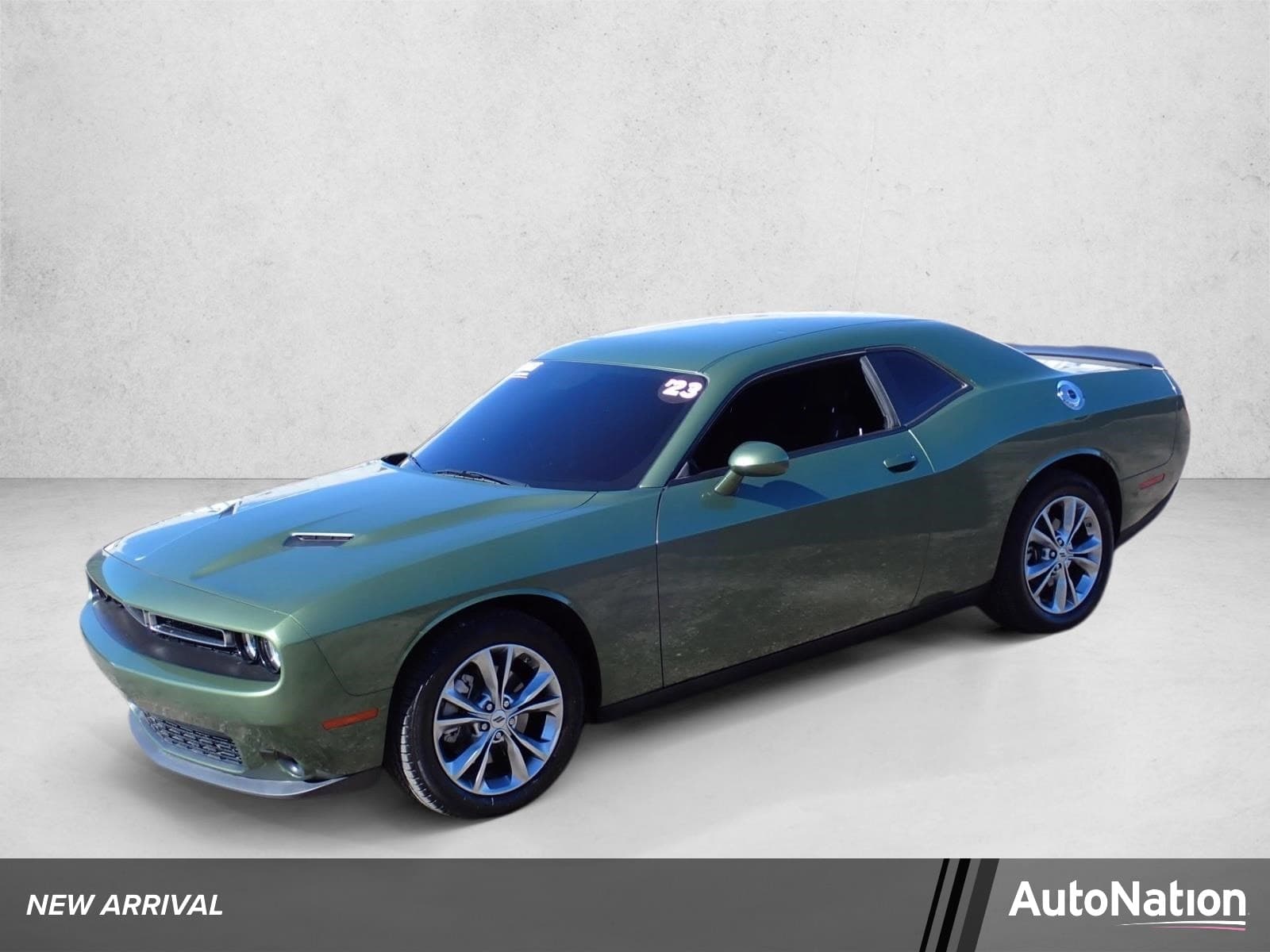 2023 Dodge Challenger SXT — photo 1 of 22