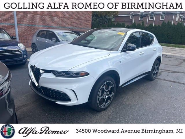 2024 Alfa Romeo Tonale Ti — photo 1 of 21