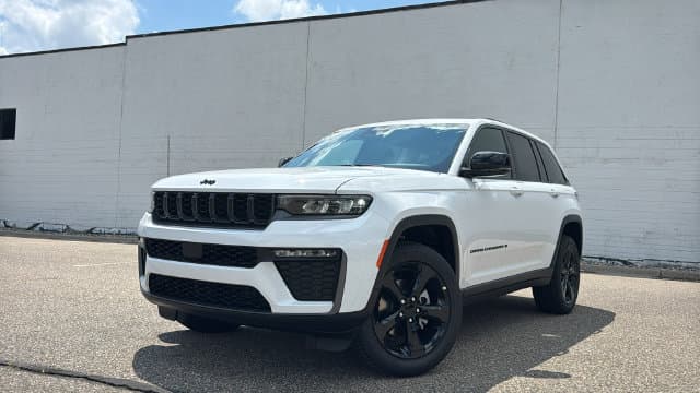 2026 Jeep Grand Cherokee Limited — photo 1 of 39