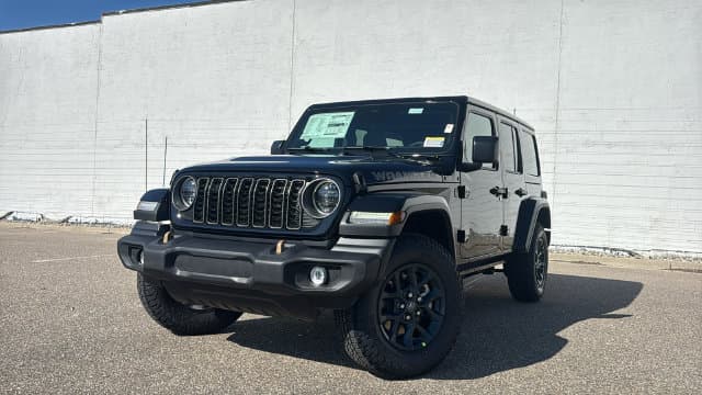 2026 Jeep Wrangler Base — photo 1 of 41