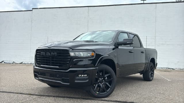 2027 RAM 1500 Laramie — photo 1 of 39