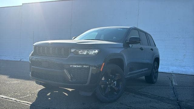 2026 Jeep Grand Cherokee Limited — photo 1 of 45