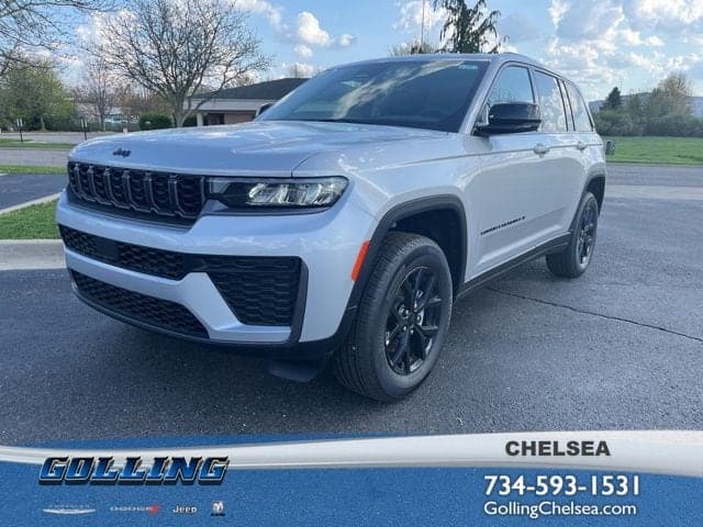 2026 Jeep Grand Cherokee Base — photo 1 of 34