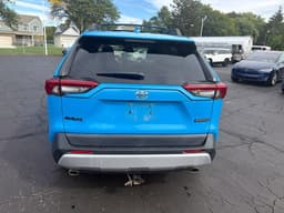 Extra Photo