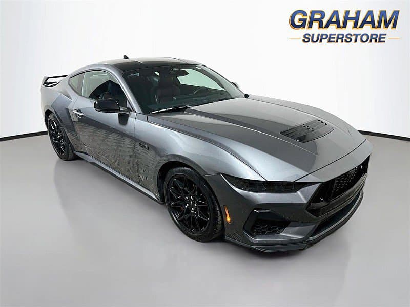 2024 Ford Mustang Base — photo 1 of 33