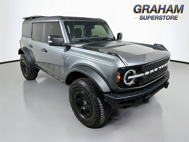 2024 Ford Bronco Wildtrak — photo 1 of 33