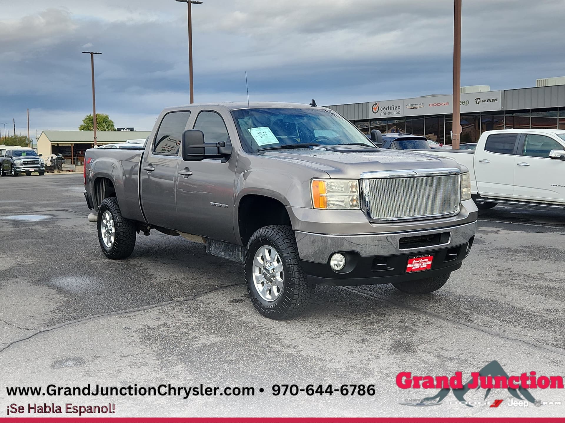 2012 GMC Sierra 2500HD SLE — photo 1 of 21