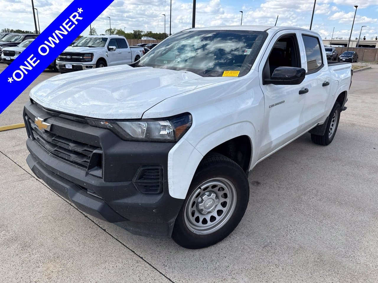 2024 Chevrolet Colorado Base — photo 1 of 27