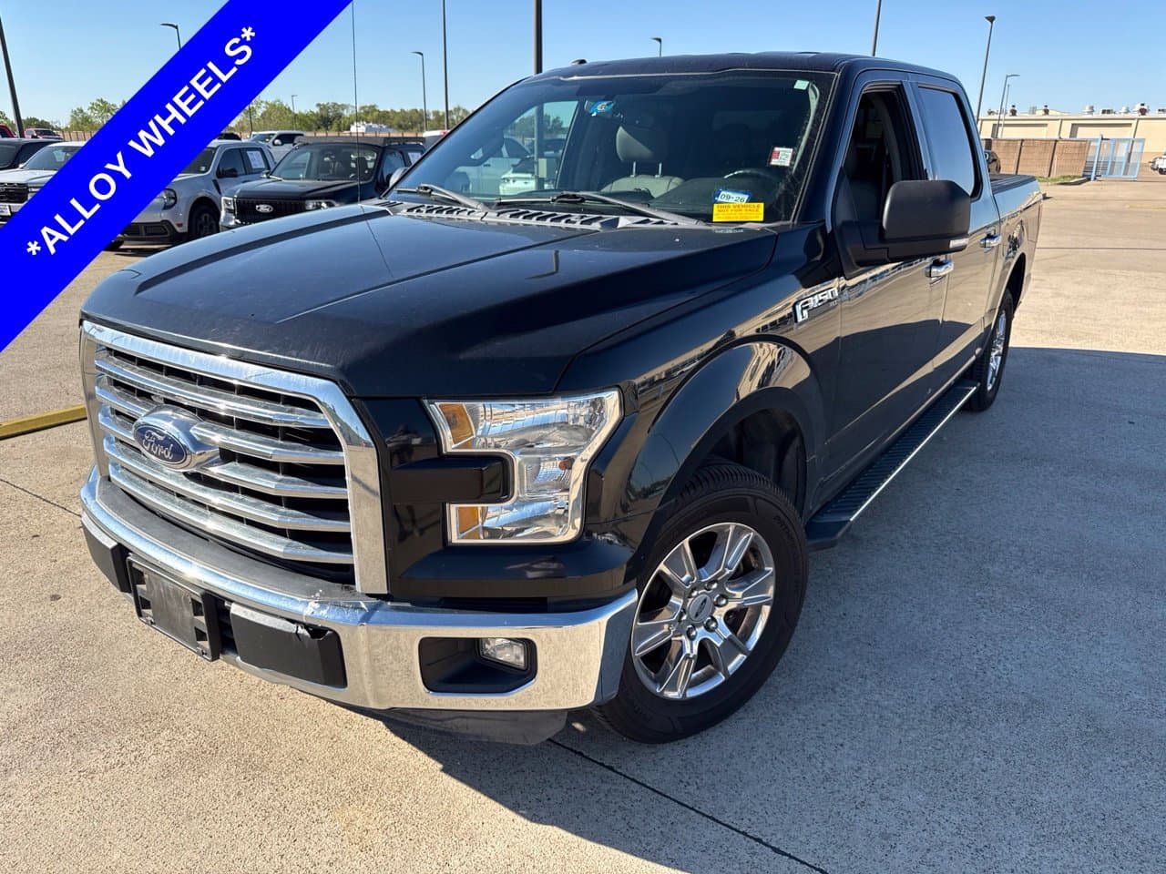 2015 Ford F-150 XLT — photo 1 of 28