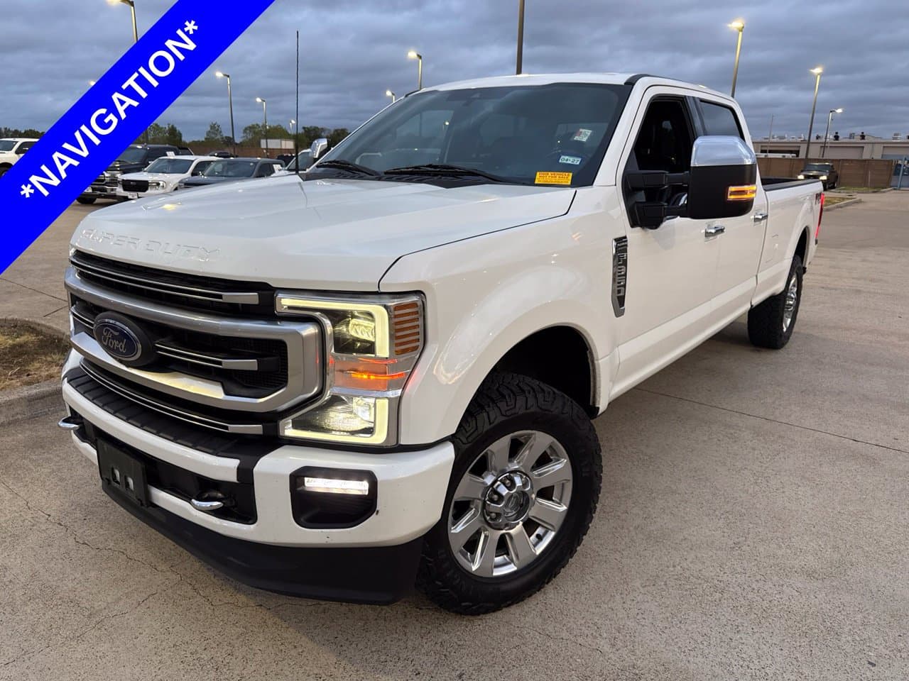 2022 Ford Super Duty F-350 SRW Platinum — photo 1 of 27