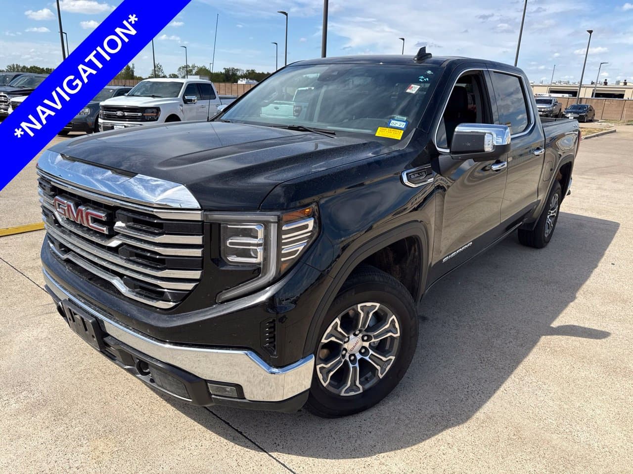 2025 GMC Sierra 1500 SLT — photo 1 of 27