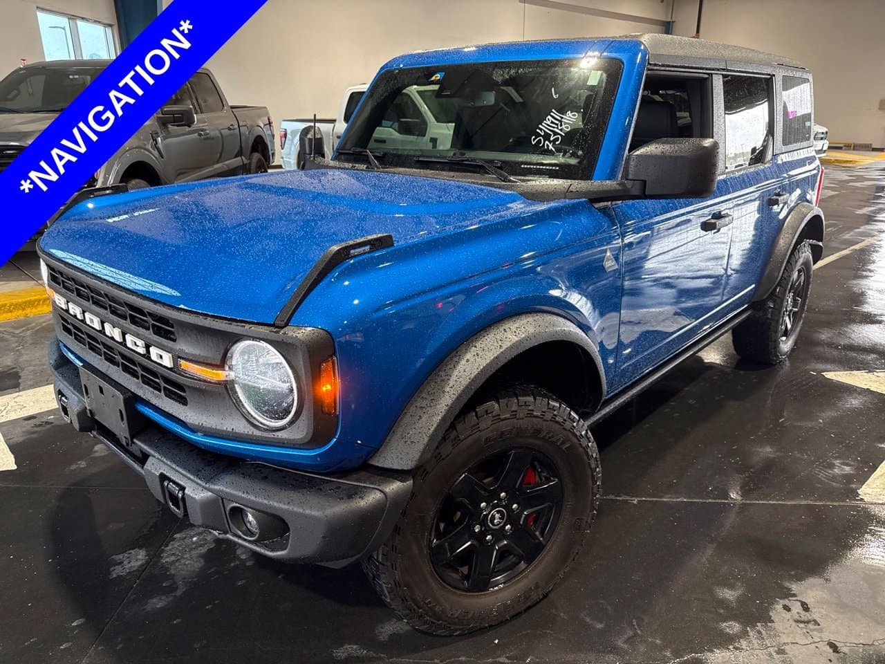 2024 Ford Bronco Black Diamond — photo 1 of 27