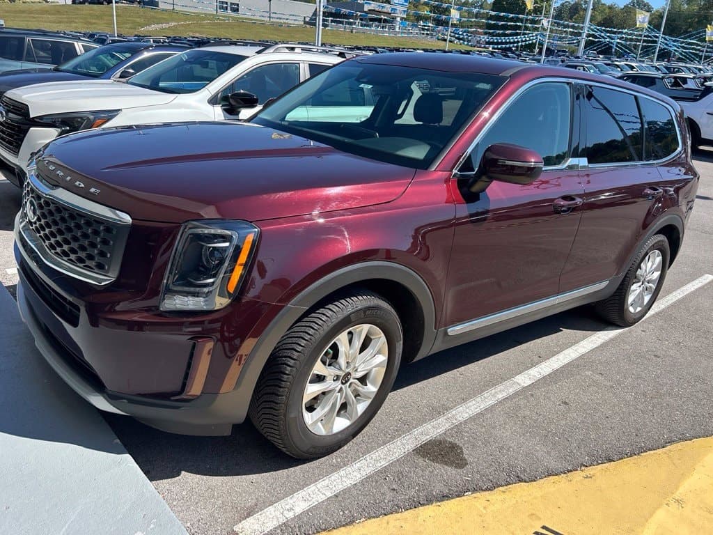 2021 Kia Telluride LX — photo 1 of 6