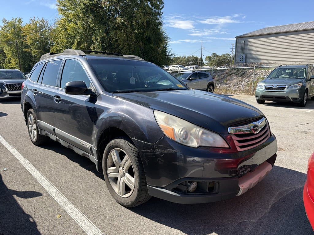 2010 Subaru Outback Base — photo 1 of 10