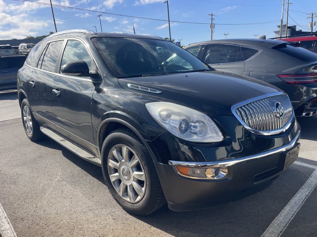 2011 Buick Enclave Base — photo 1 of 12