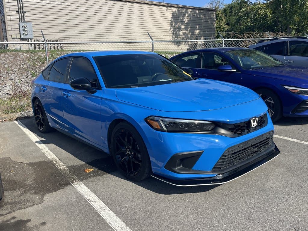 2024 Honda Civic Hatchback Sport — photo 1 of 12
