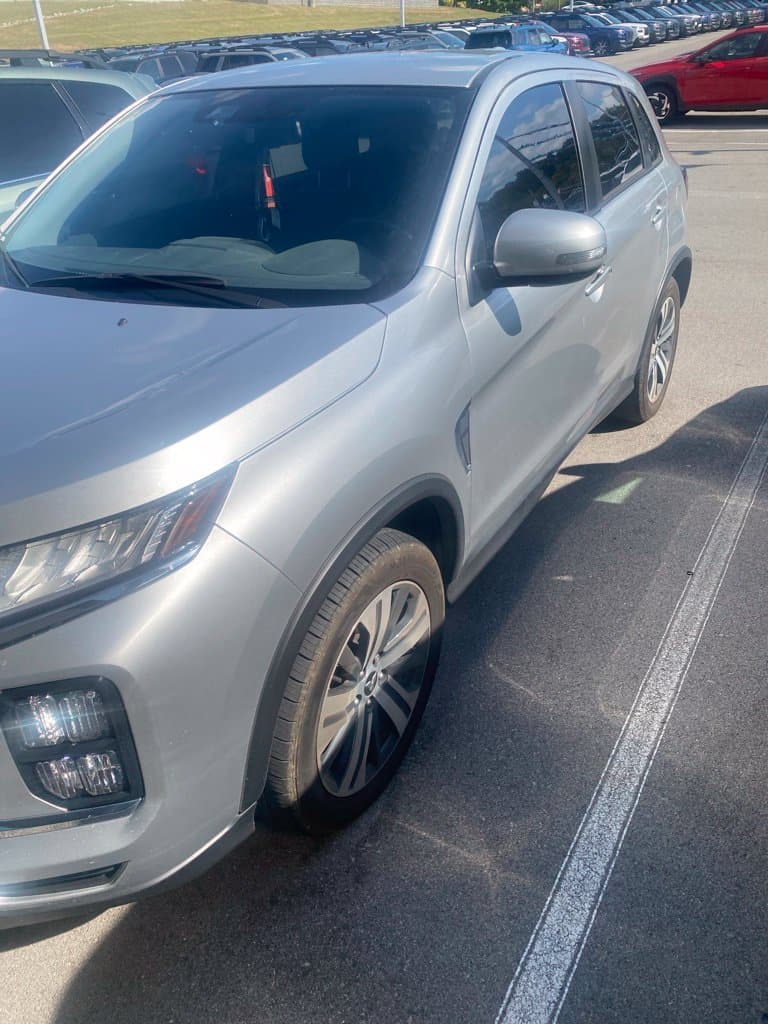 2024 Mitsubishi Outlander Sport Base — photo 1 of 5
