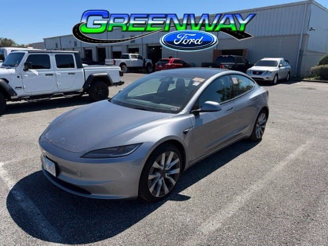 2025 Tesla Model 3 Long Range — photo 1 of 23