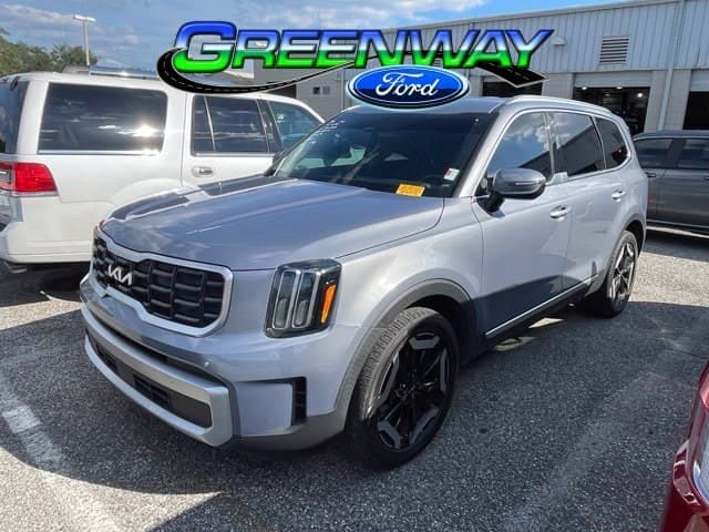 2023 Kia Telluride S — photo 1 of 28