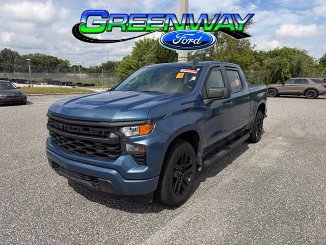 2024 Chevrolet Silverado 1500 Custom — photo 1 of 23