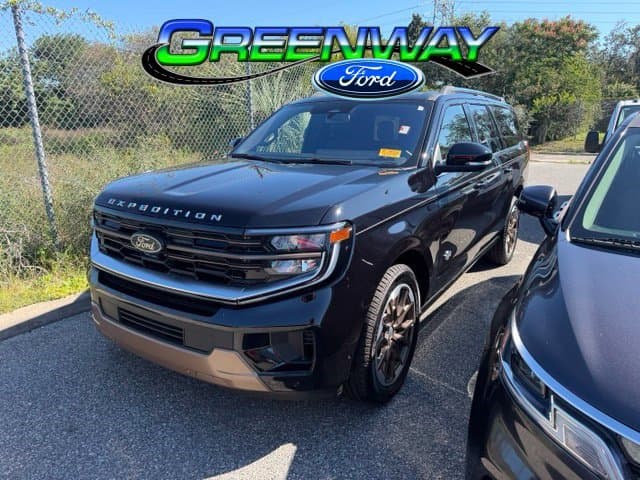 2025 Ford Expedition Max King Ranch — photo 1 of 23