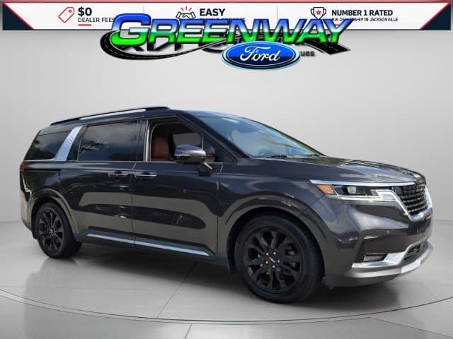 2022 Kia Carnival SX — photo 1 of 51
