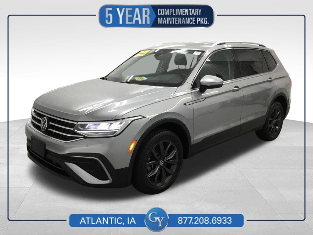 2023 Volkswagen Tiguan Base — photo 1 of 41
