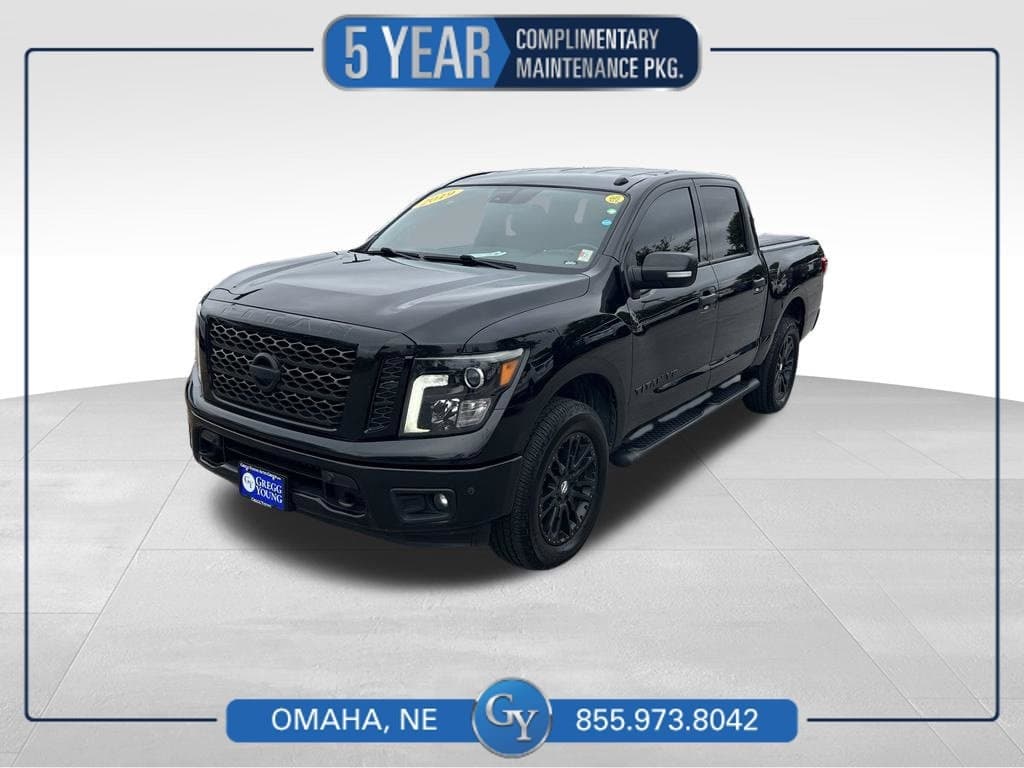 2019 Nissan Titan SL — photo 1 of 44