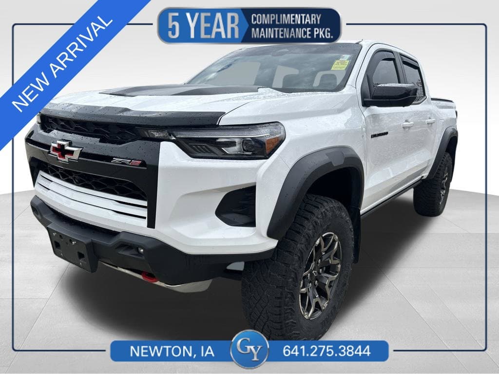 2024 Chevrolet Colorado Base — photo 1 of 11